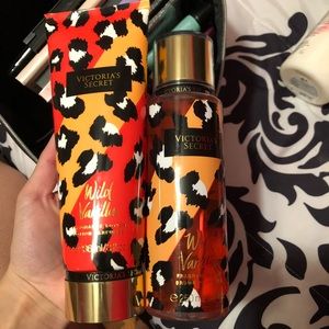 VS WILD VANILLA MIST AND LOTION